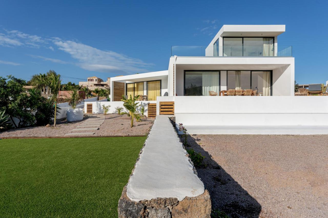 Villa Elena, Luxery Villa With Swimming Pool! Лахарес Екстер'єр фото